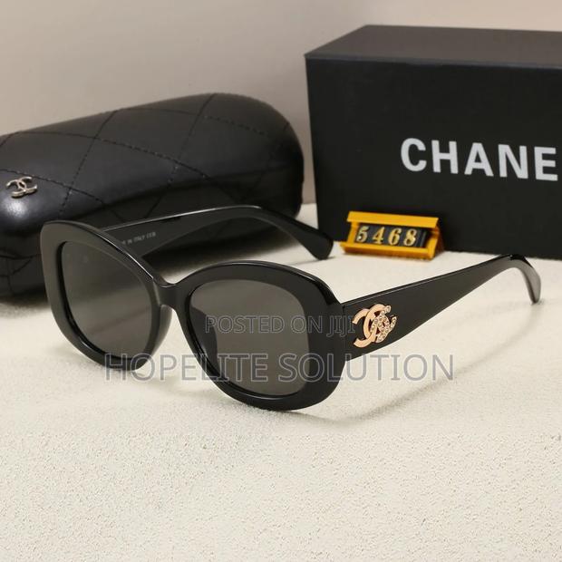 High Quality Sun Glasses - main view