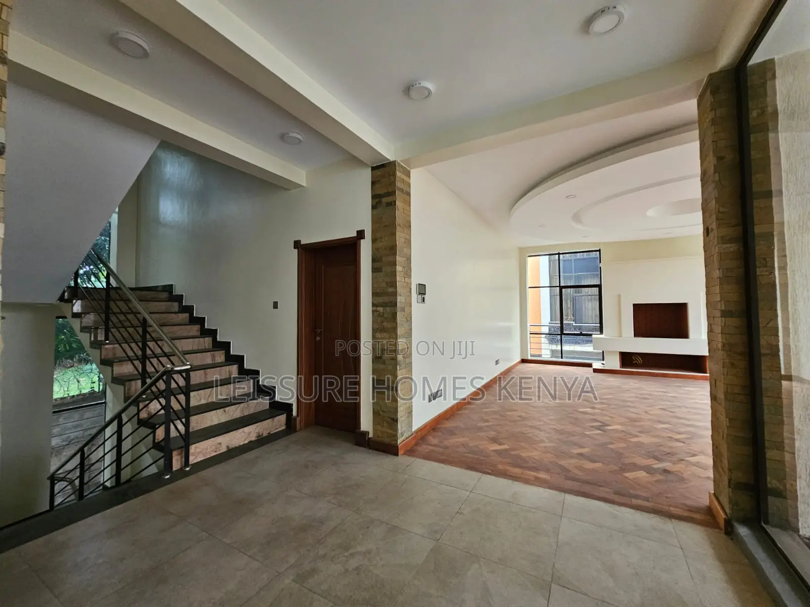 5bdrm House in Lavington for sale