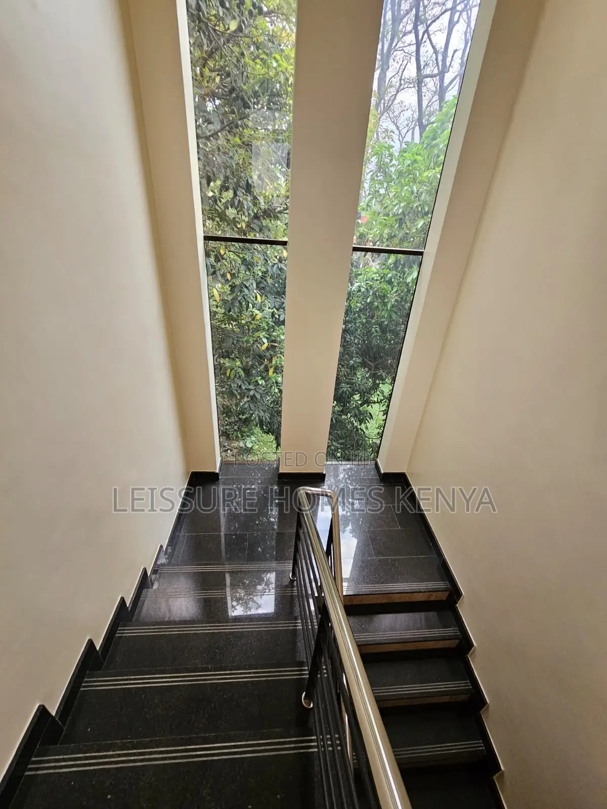 5bdrm House in Lavington for sale