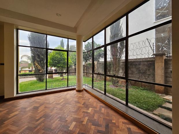 5bdrm House in Lavington for sale - thumbnail 15