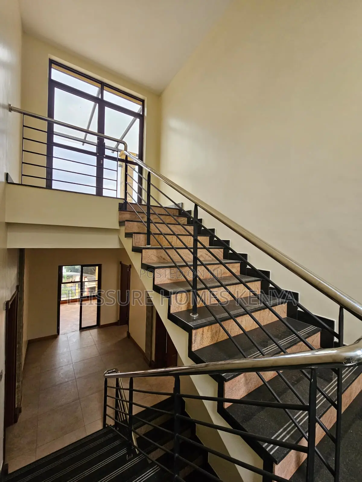 5bdrm Villa in Lavington for sale