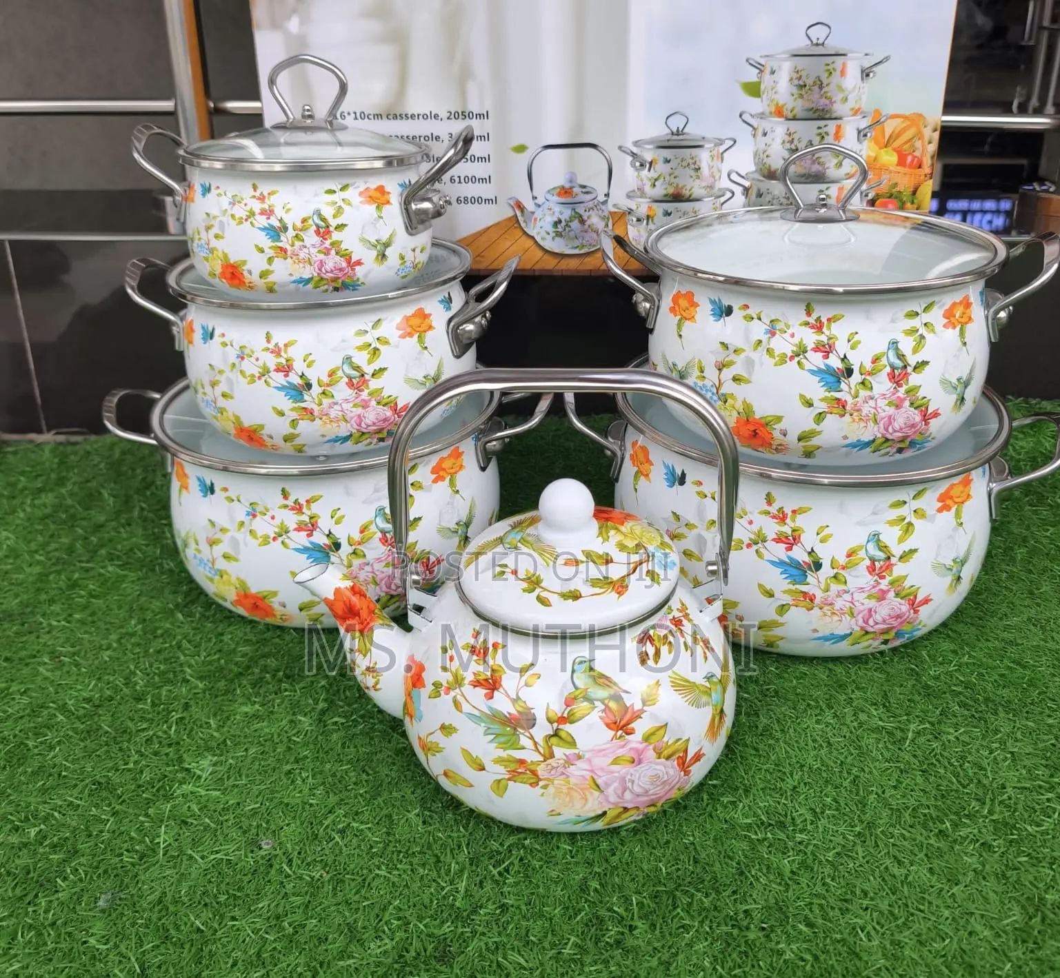 Enamel Cookware Set With Kettle Featuring a Vibrant Floral Pattern