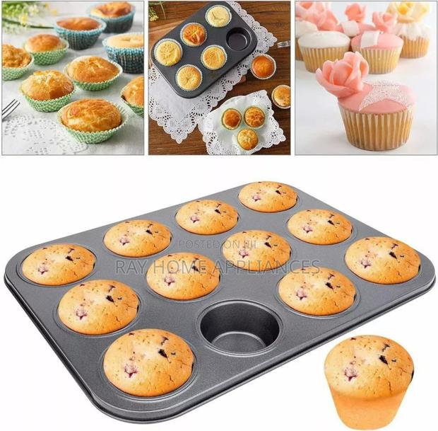 12 Holes Cupcake Baking Tins - thumbnail 4