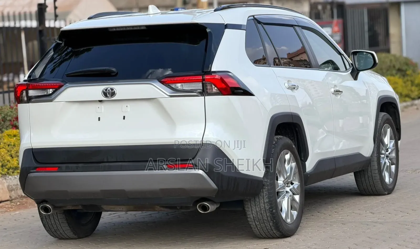 Toyota RAV4 2019 White