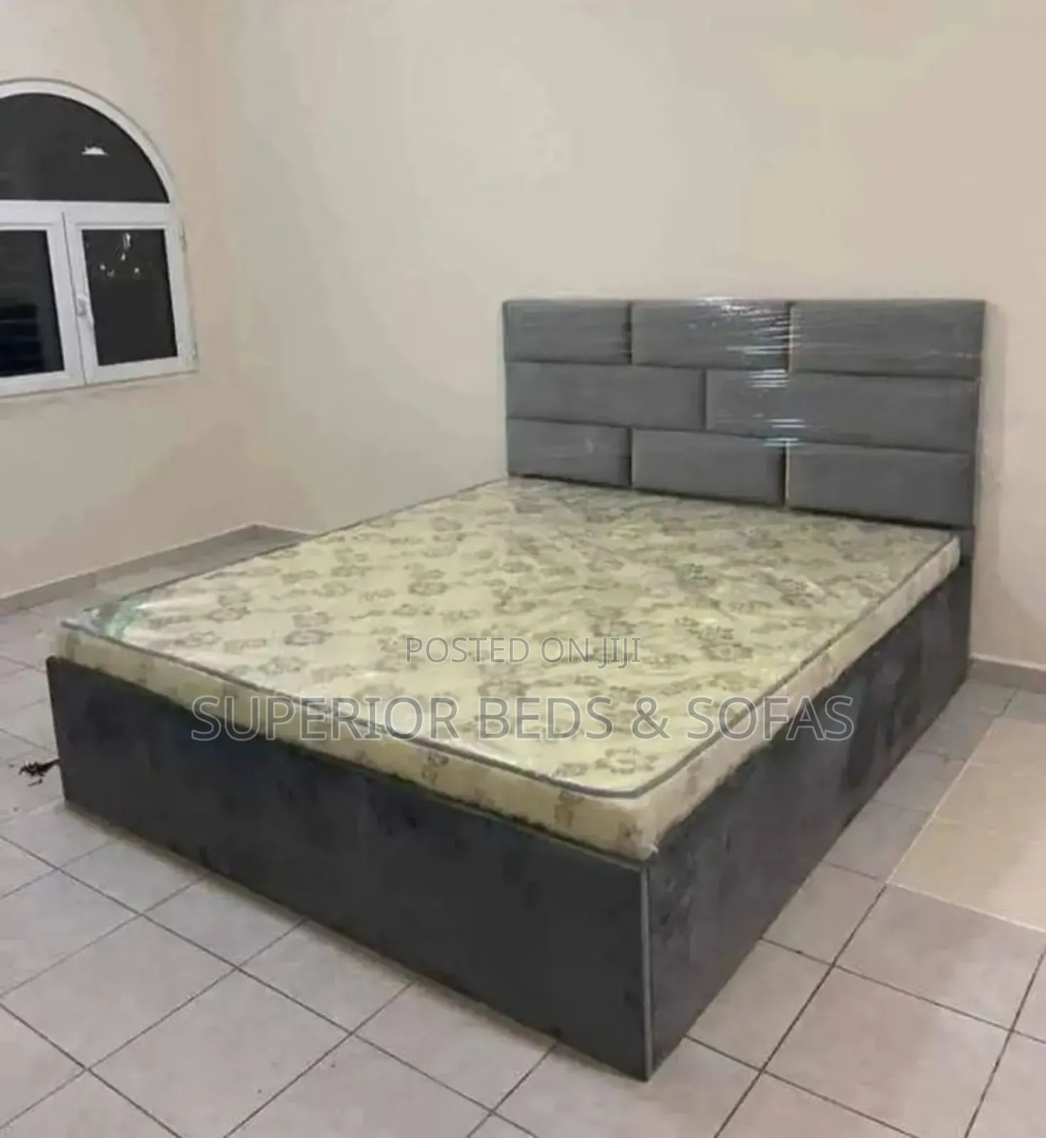 Grey Block Headboard Bed Size 5 by 6