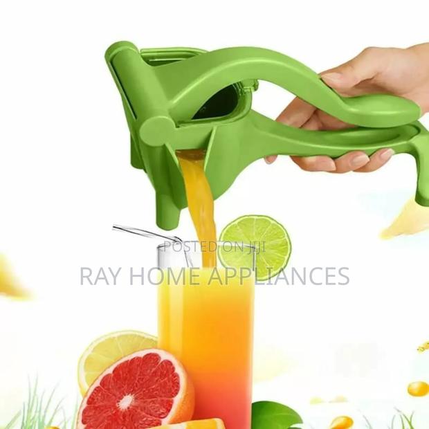 Multifunctional Handheld Juicer / Squeezer - thumbnail 2