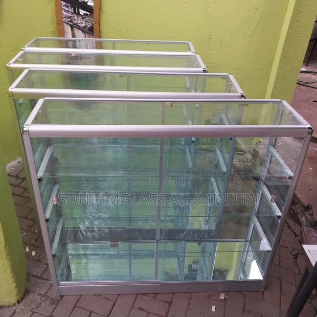 Glass Display