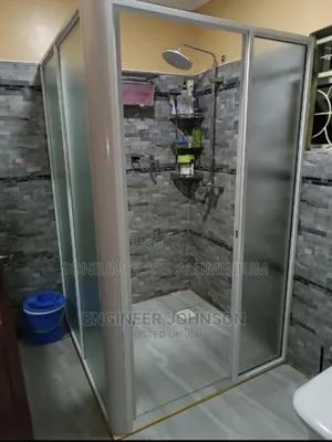 Cubical Showers