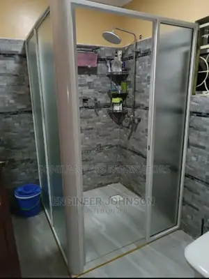 Cubical Showers