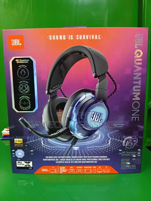 JBL Quantum One Wired Professional Gaming Headset. - thumbnail 3