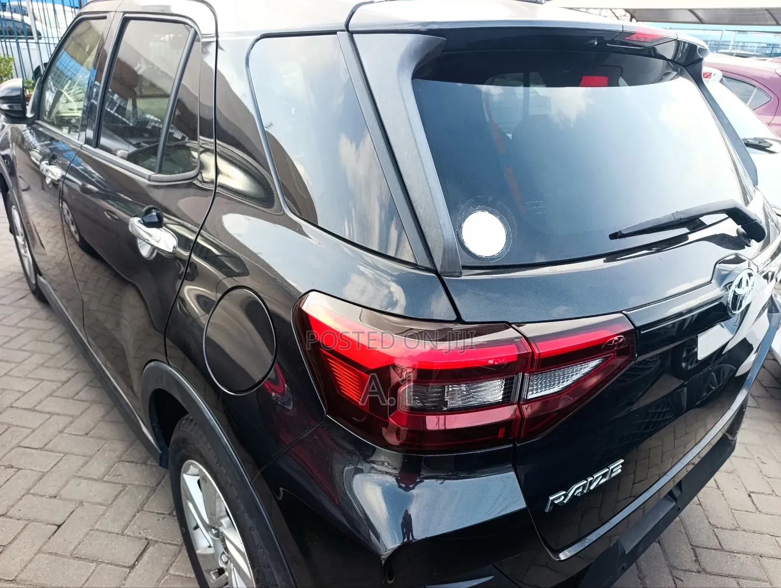 Toyota Raize 1.0 FWD 2019 Black