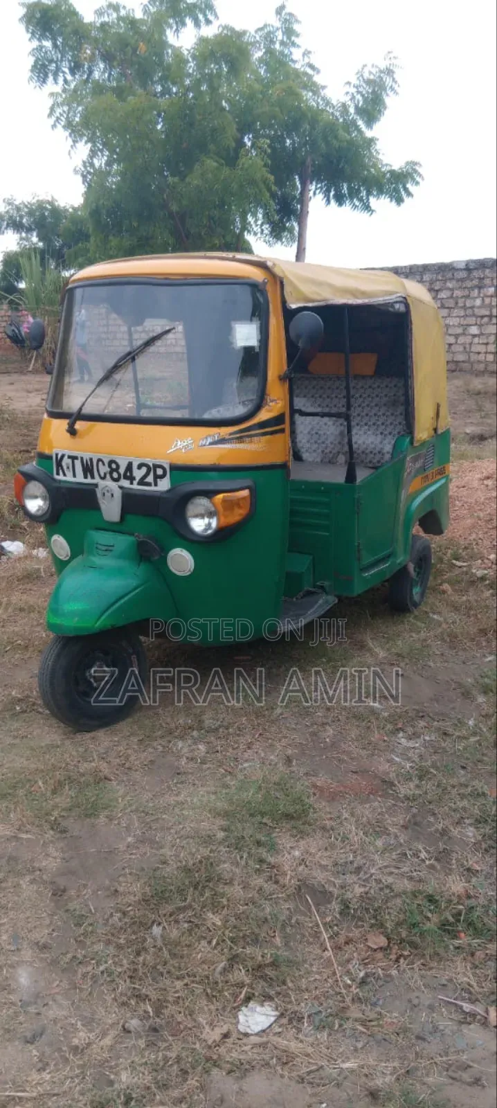 Piaggio 2022 Green