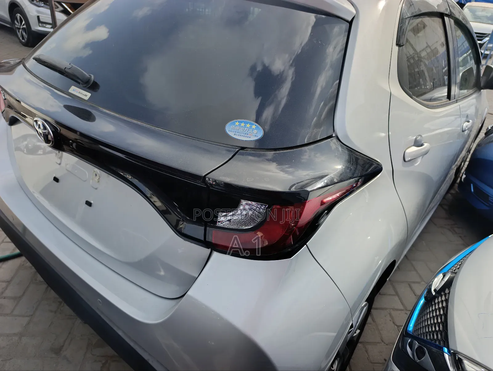 Toyota Yaris 2020 Silver