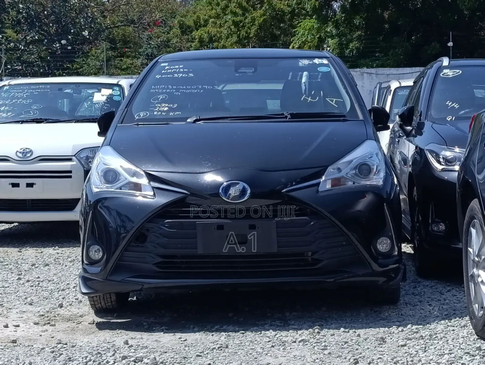 Toyota Vitz 1.5 FWD Hybrid 5dr 2019 Black