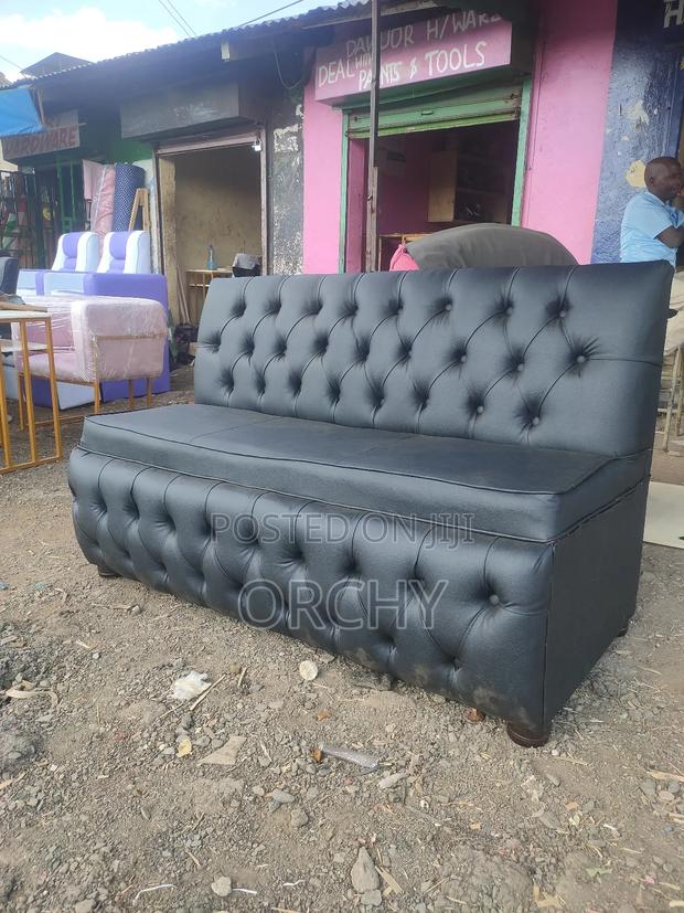 5 Ft Waiting Couch