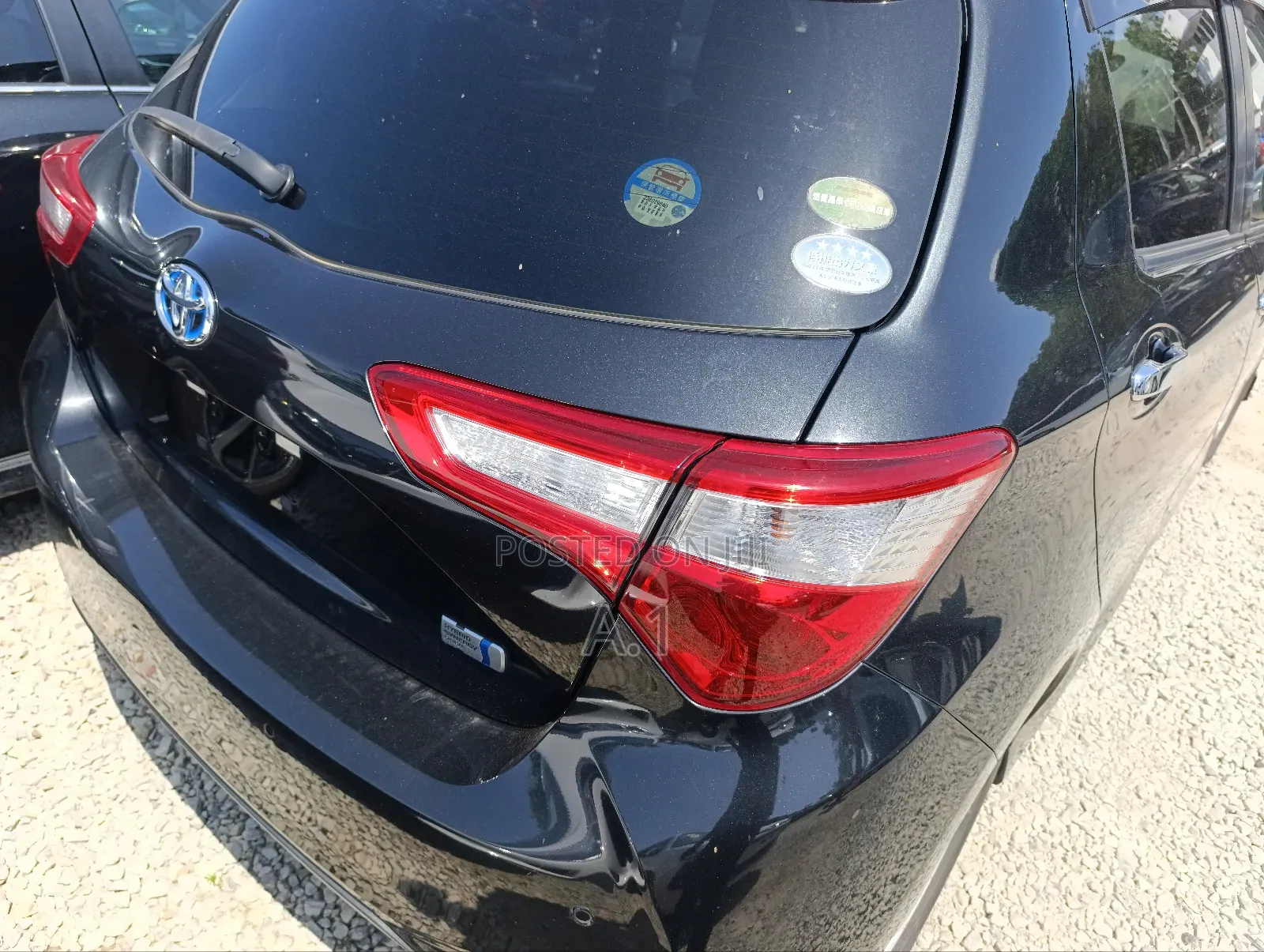 Toyota Vitz 1.5 FWD Hybrid 5dr 2019 Black