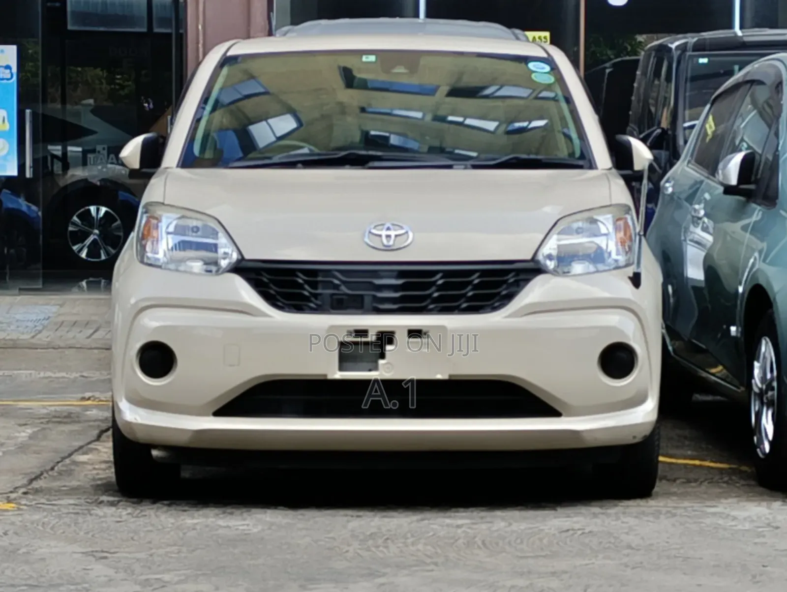 Toyota Passo 1.0 FWD 2018 Beige
