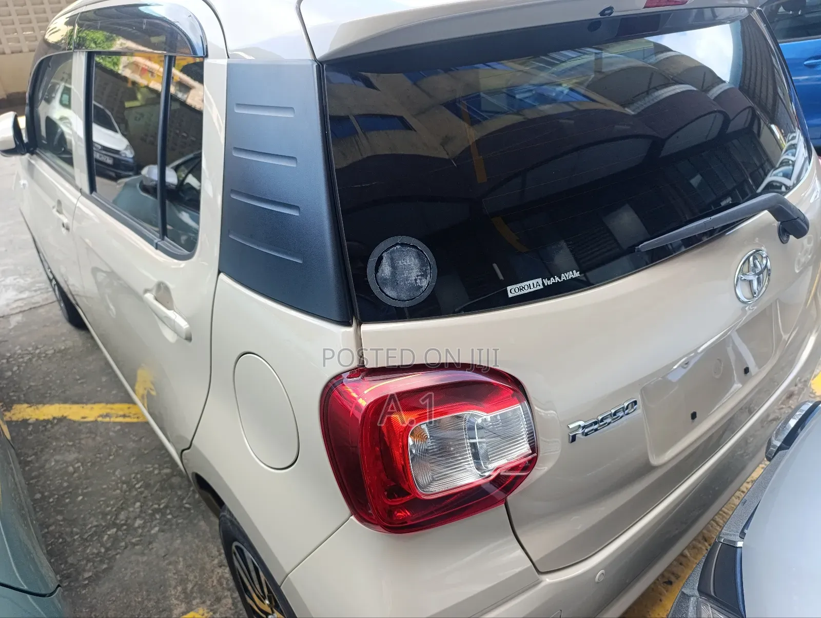 Toyota Passo 1.0 FWD 2018 Beige