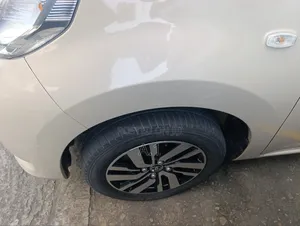 Toyota Passo 1.0 FWD 2018 Beige