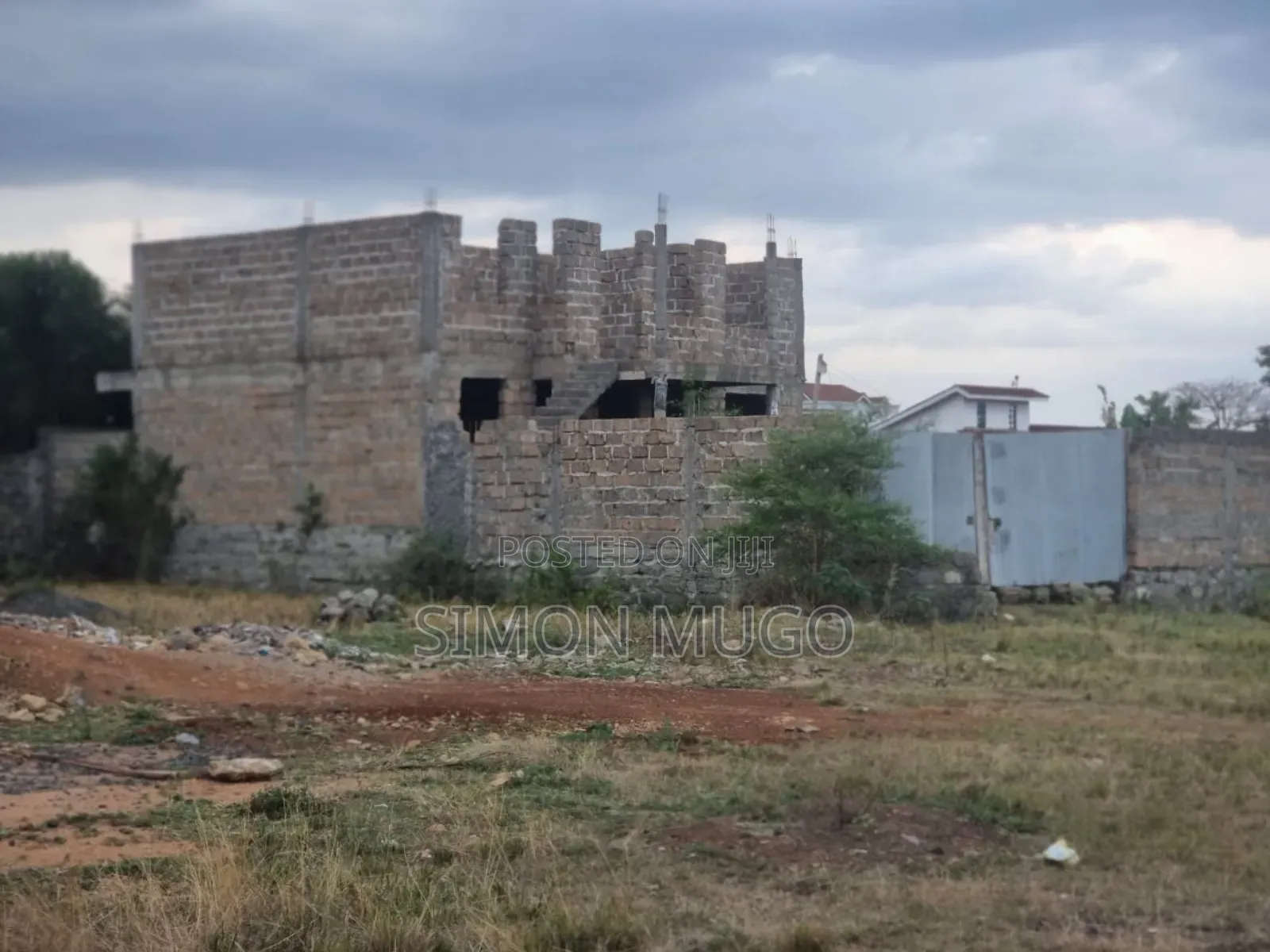 Ruiru Kamakis Prime 1/4 Acre With an Incomplete 4bedrooms Maisonette