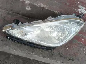 Headlight Honda Fit 2012 Xenon