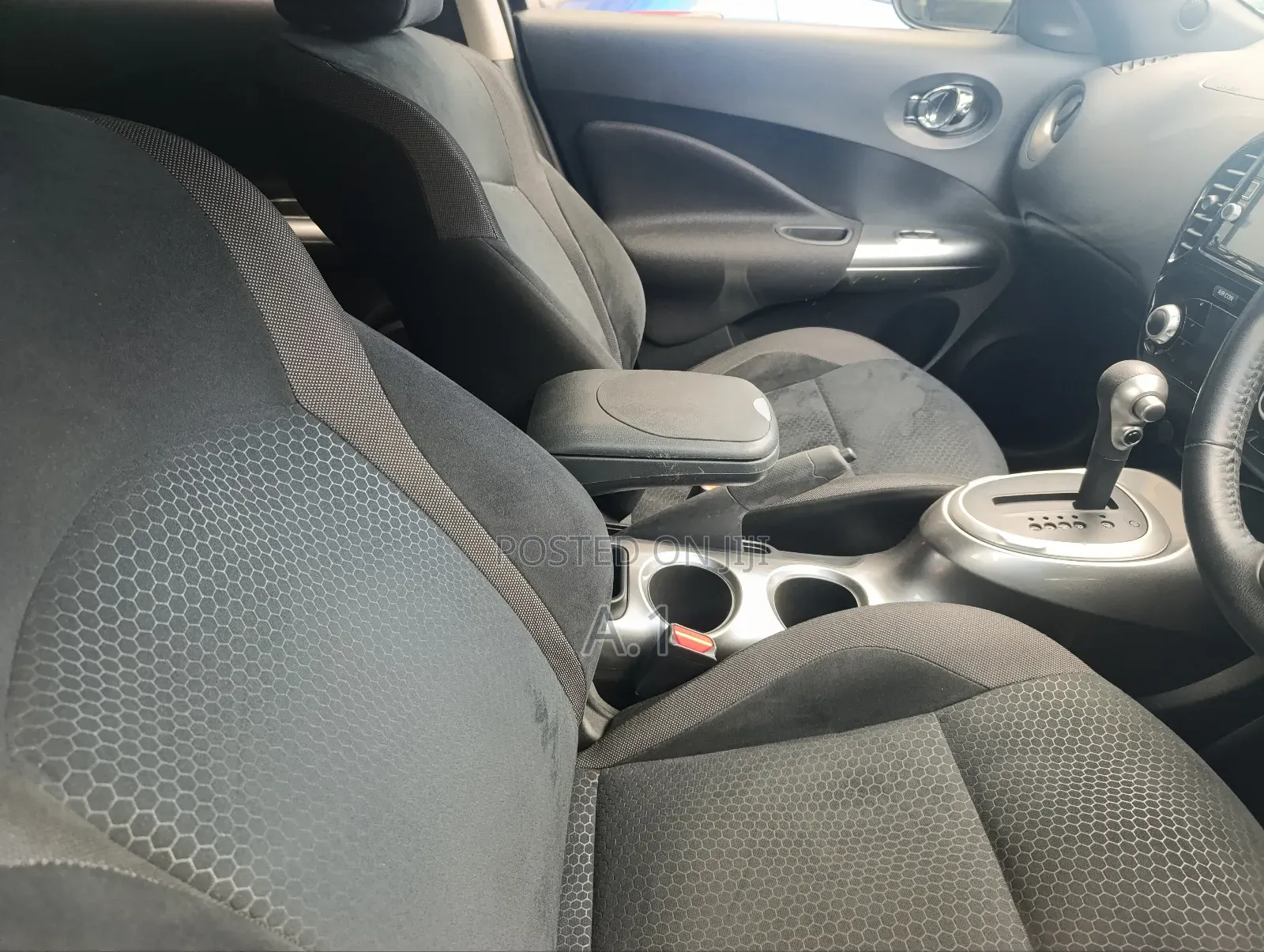 Nissan Juke 2018 Blue