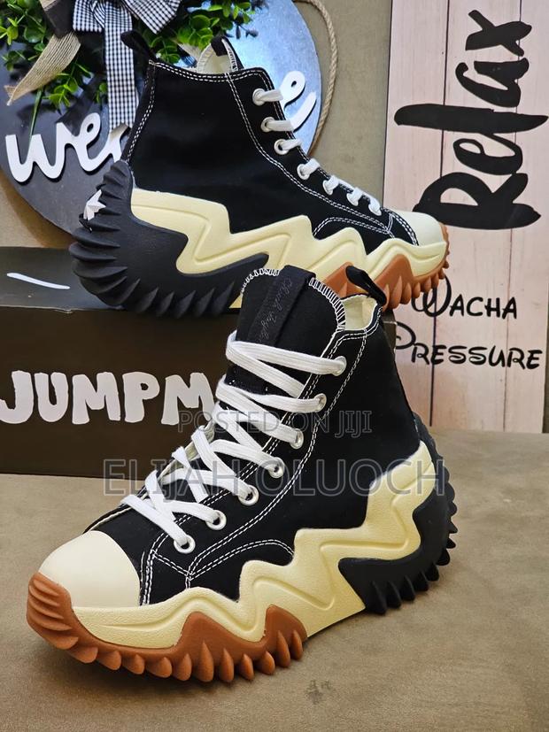 Converse Run Star Motion Platform Shoes - main view