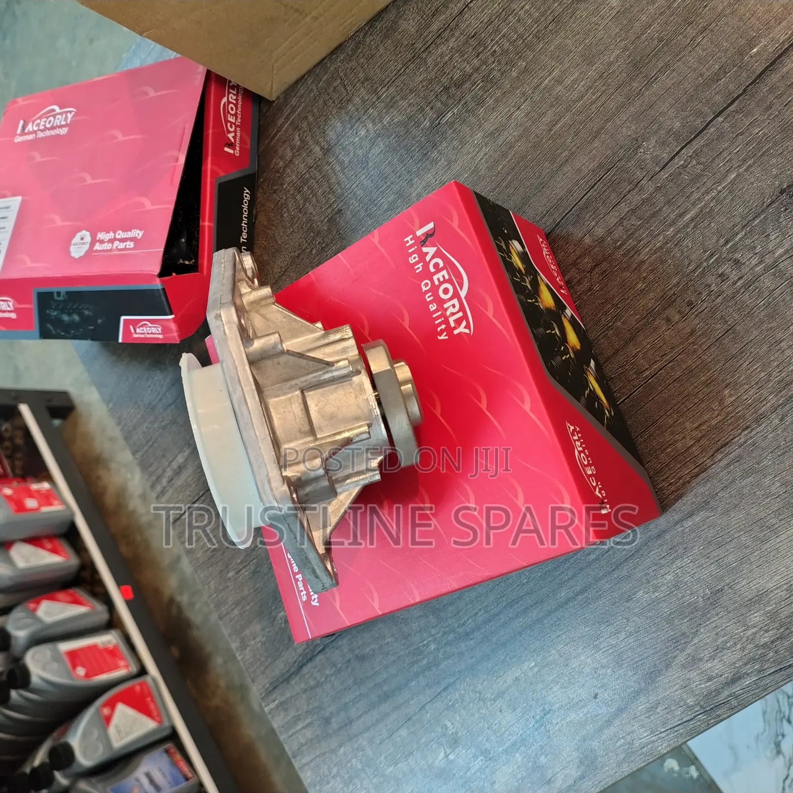 Raceorly Water Pump Compatible With Audi A4 8e
