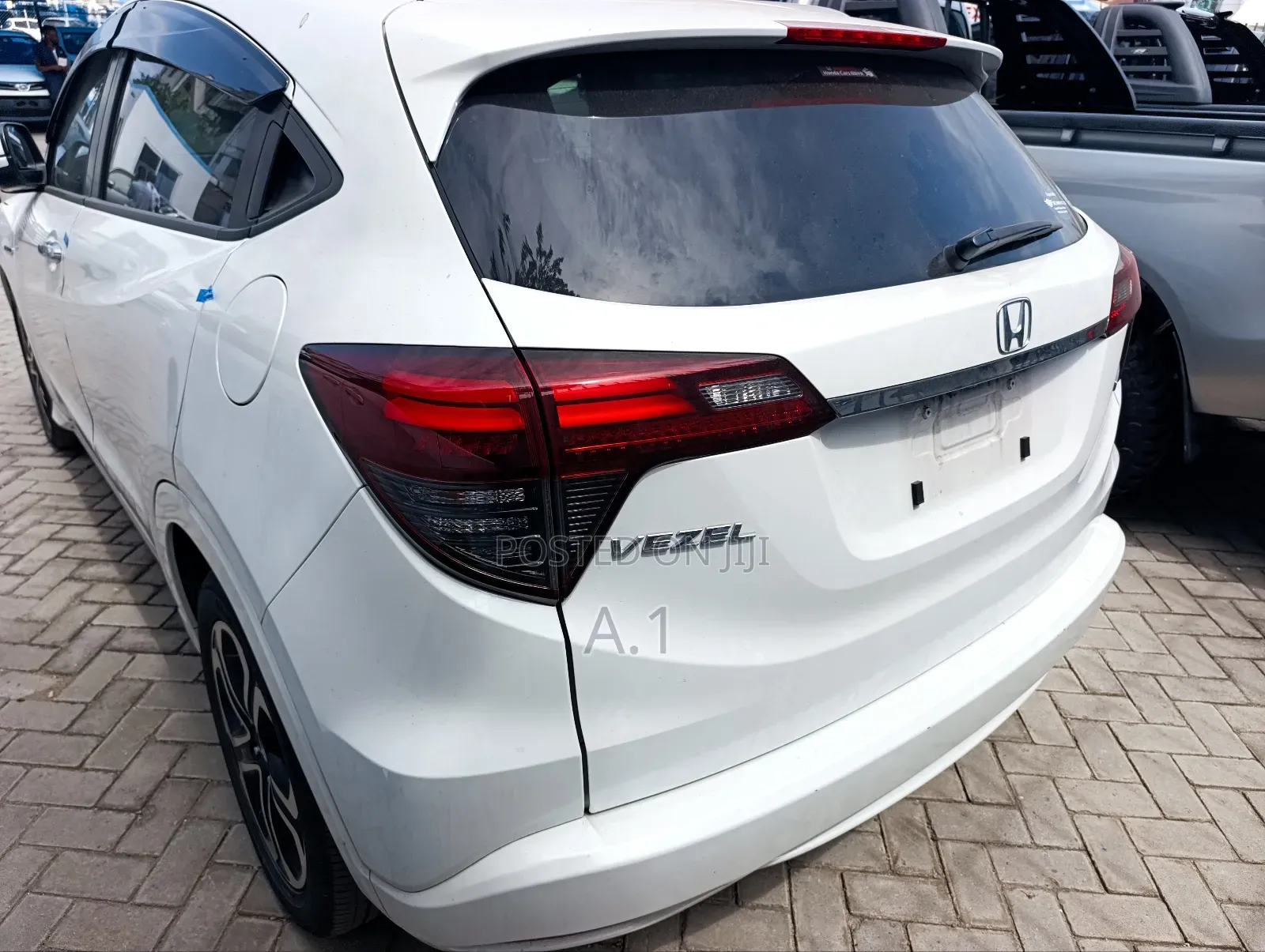Honda Vezel 1.5 Hybrid 2WD 2019 White