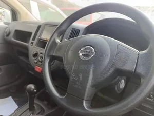Nissan Advan 2018 White