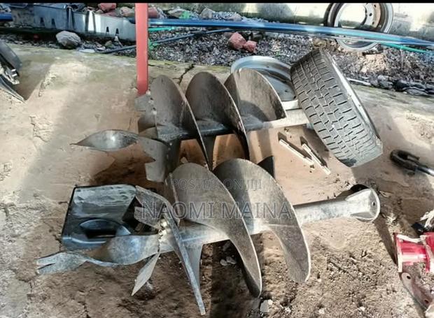 Post Hole Digger - thumbnail 10