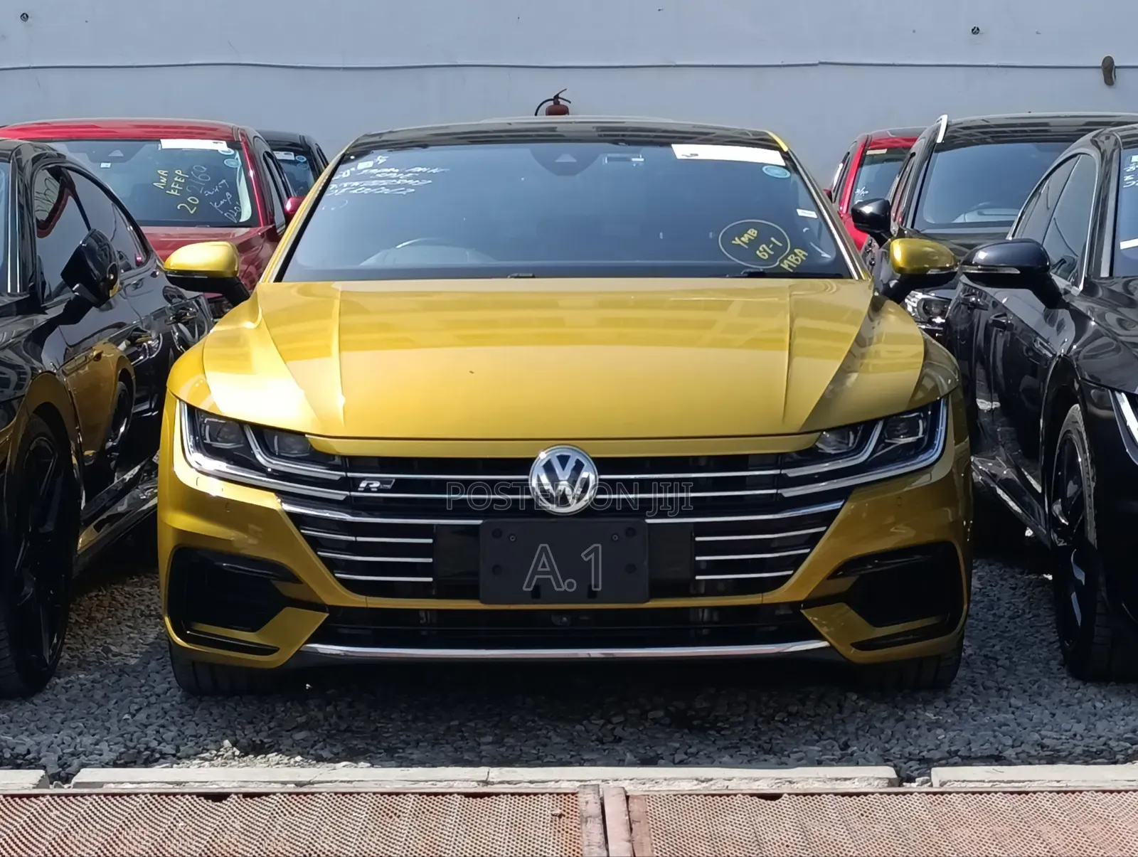 Volkswagen Arteon 2.0T SE R-Line w/19 AWD 4MOTION 2019 Yellow
