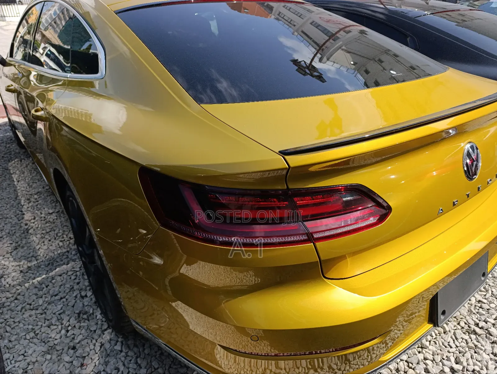 Volkswagen Arteon 2.0T SE R-Line w/19 AWD 4MOTION 2019 Yellow