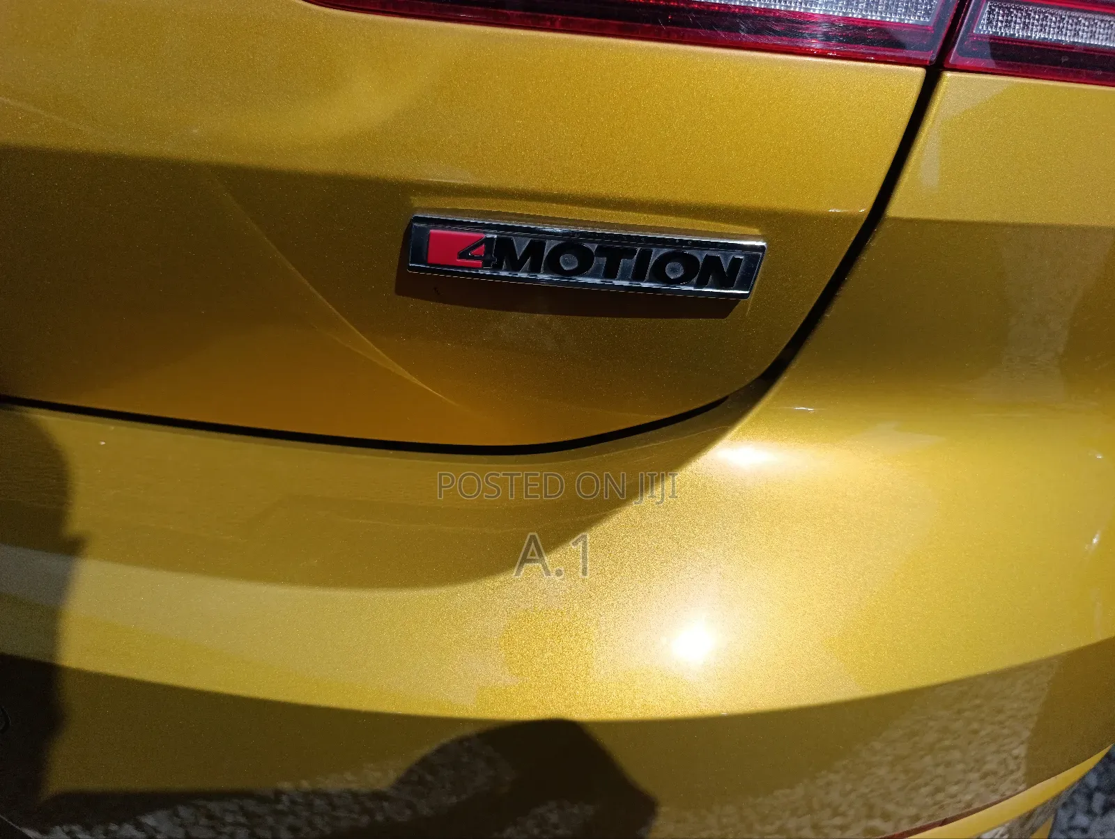 Volkswagen Arteon 2.0T SE R-Line w/19 AWD 4MOTION 2019 Yellow