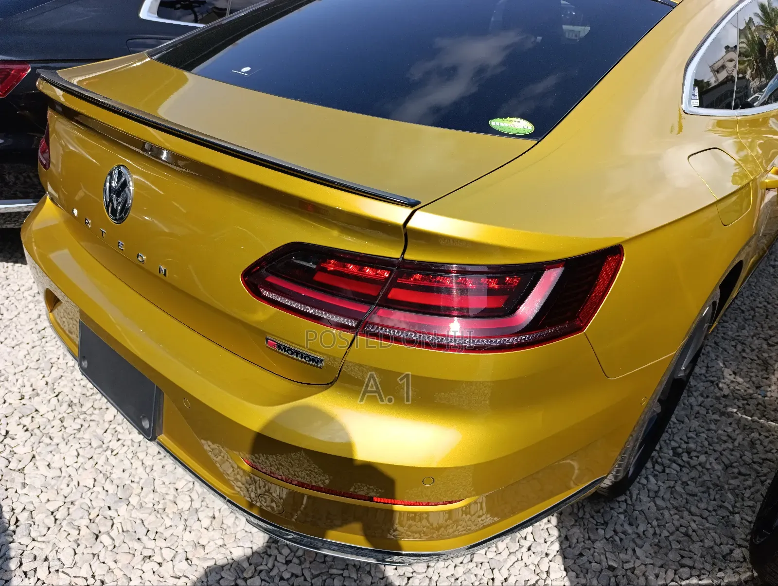 Volkswagen Arteon 2.0T SE R-Line w/19 AWD 4MOTION 2019 Yellow