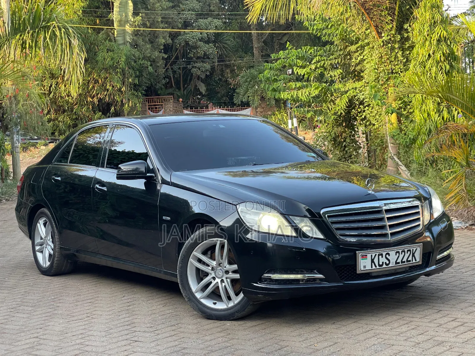 Mercedes-Benz E250 2011 Black
