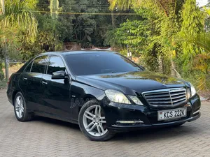 Mercedes-Benz E250 2011 Black