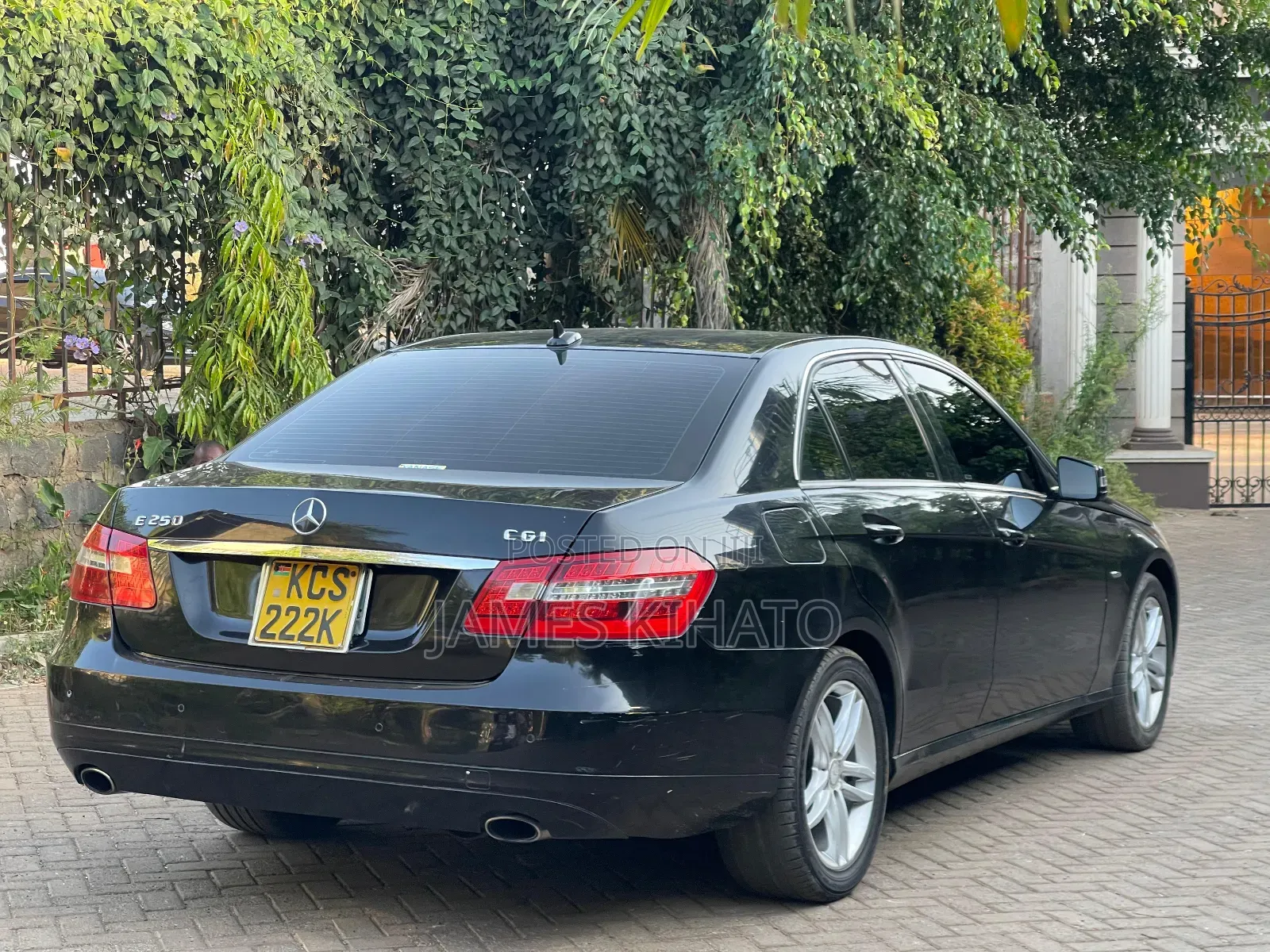 Mercedes-Benz E250 2011 Black