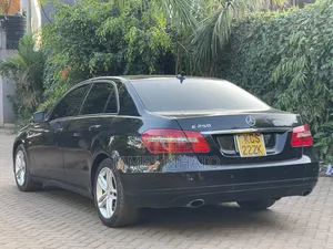 Mercedes-Benz E250 2011 Black