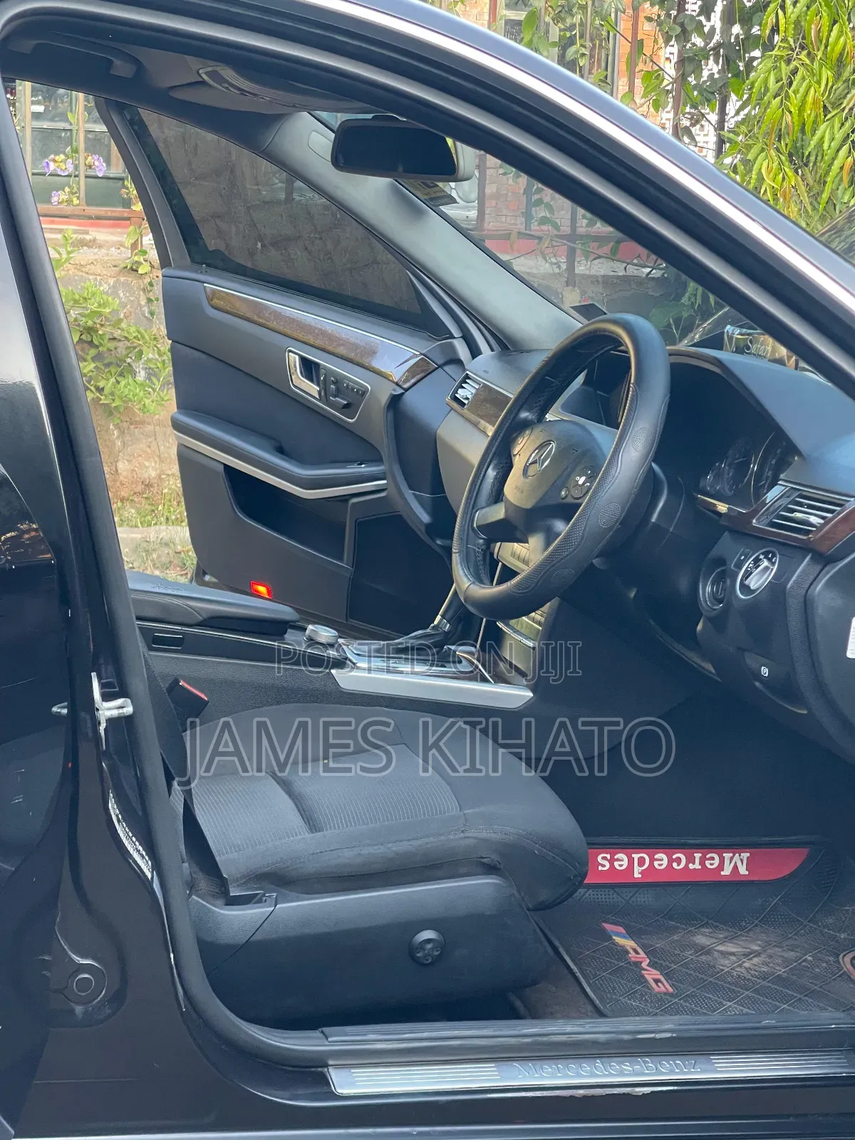 Mercedes-Benz E250 2011 Black