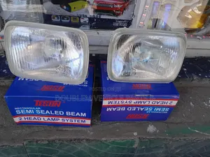 Headlamp Townace/Nissan E24sahara Z16/Isuzu Tfr Hilux Ln145/Yn55 Yn85