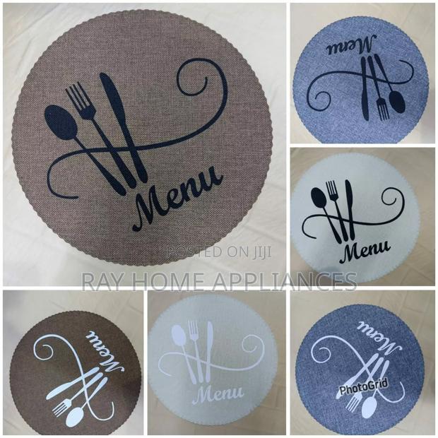 Round Table Mats Set Have 6pcs
Diameter 38cm