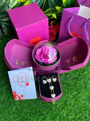 Fancy Valentines Ladies Gift Set