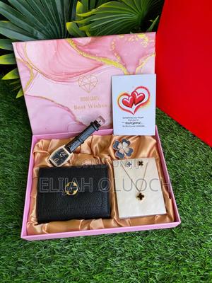 Fancy Valentines Ladies Gift Set - thumbnail 2
