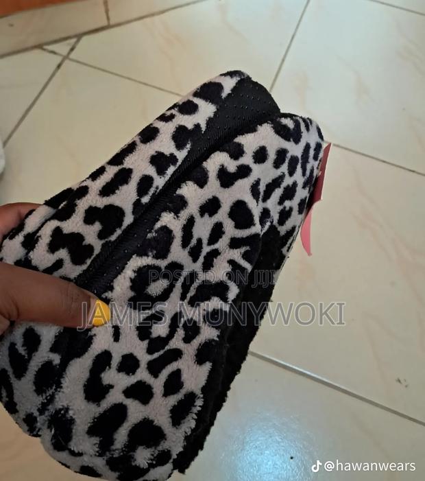 House Shoes Shop - thumbnail 8