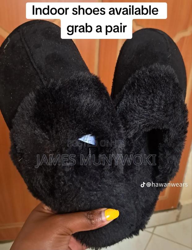 House Shoes Shop - thumbnail 9