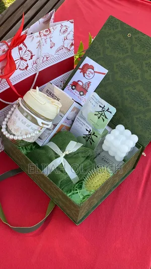 Hot Valentines Ladies Gift Set
