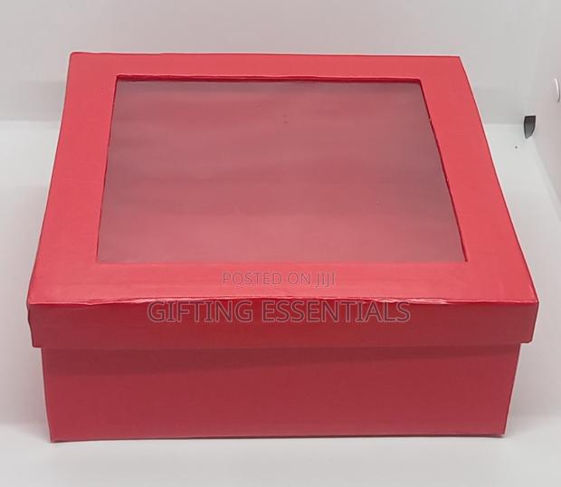 9×9x3.5 Window Gift Boxes With Shredded Paper | Premium Gift Packaging - thumbnail 2