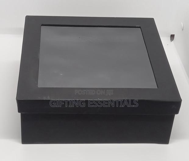 9×9x3.5 Window Gift Boxes With Shredded Paper | Premium Gift Packaging - thumbnail 4