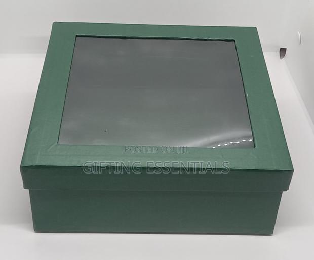 9×9x3.5 Window Gift Boxes With Shredded Paper | Premium Gift Packaging - thumbnail 6